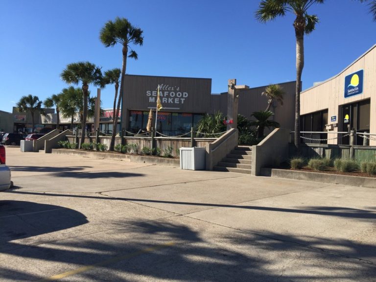 allexs seafood market galveston 5 768x576