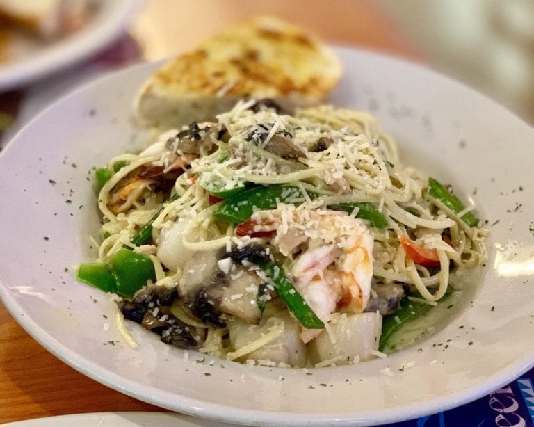 cr surf and turf seafood and steak cedar park 768x614