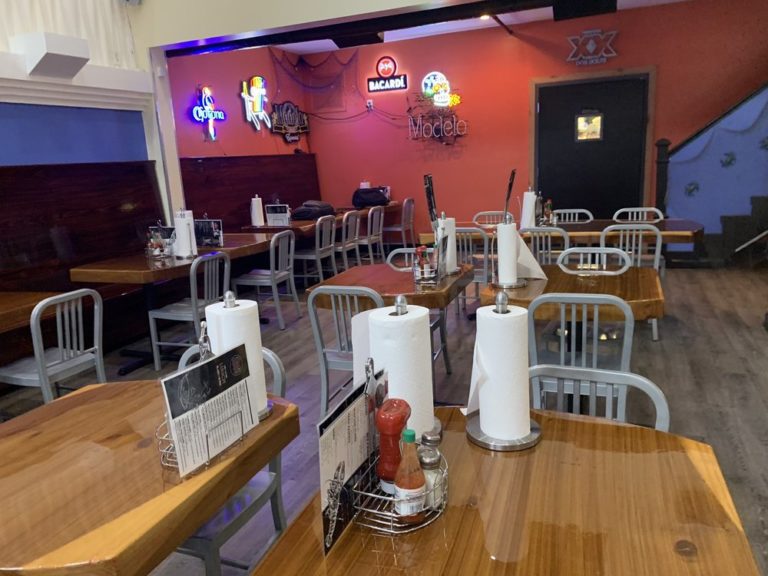 crab house seafood and oyster bar dallas 2 1 768x576