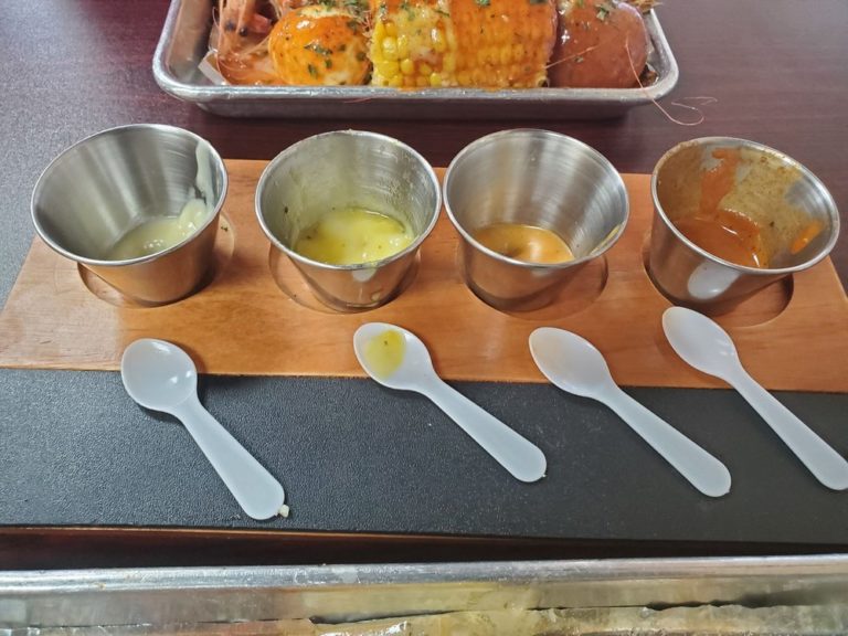 crustacean boil house beaumont 2 768x576