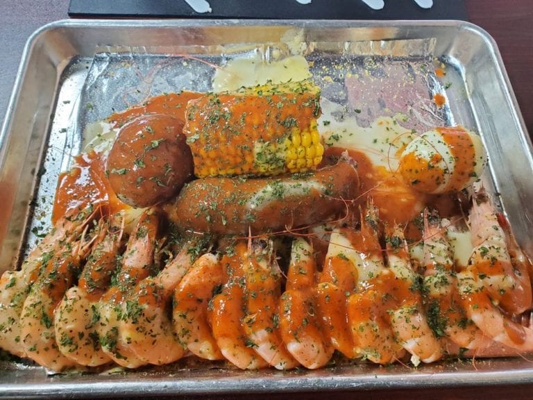 crustacean boil house beaumont 768x576