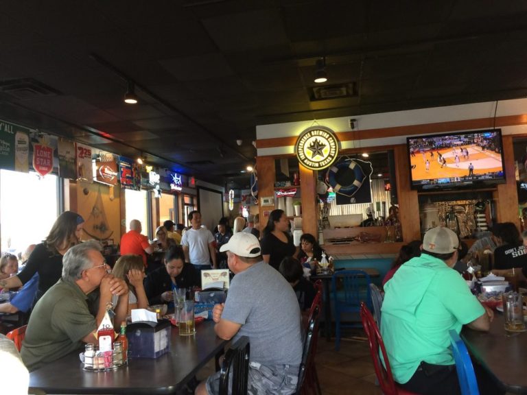 deckhand oyster bar north round rock 1 768x576