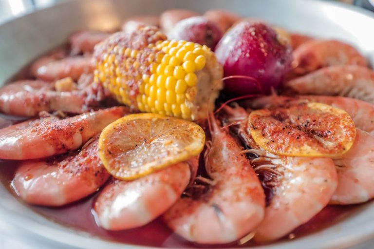 hook and reel cajun seafood and bar odessa 2 768x511