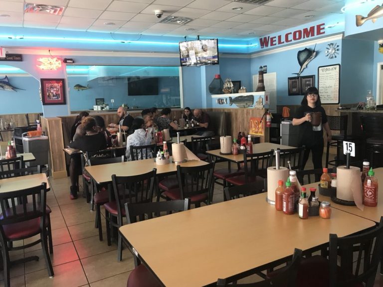 new la crawfish boil houston 1 768x576