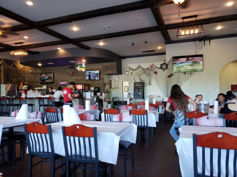 nick s crawfish bar houston 1 768x576