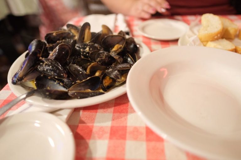 adolfos new orleans 768x512