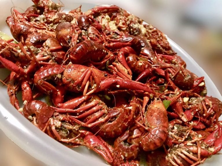 big ez seafood gretna 768x577