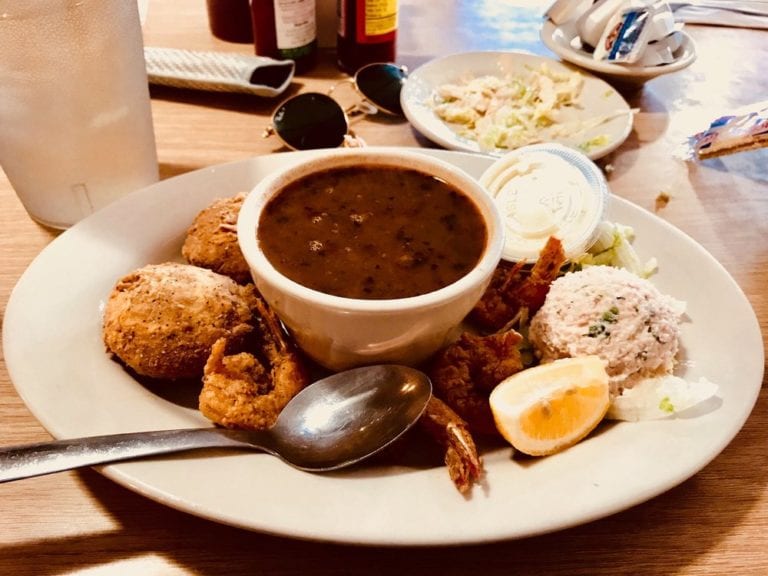 bouttes bayou restaurant lafitte 768x576