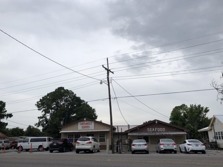 cher amies seafood cut off 1 768x576