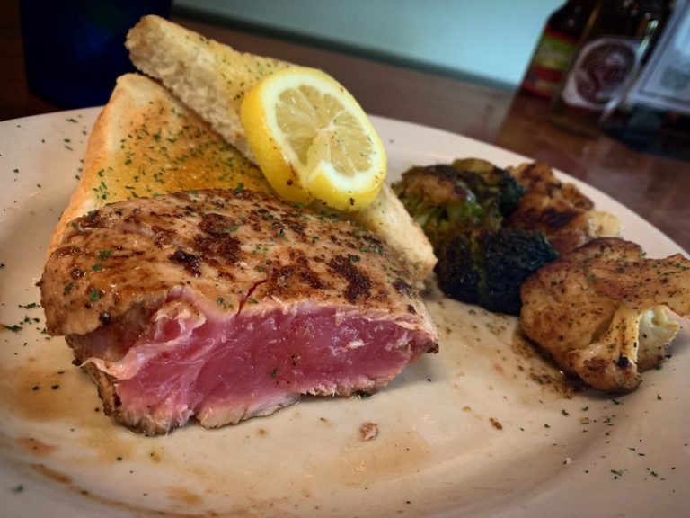 cher amies seafood cut off 2 768x576