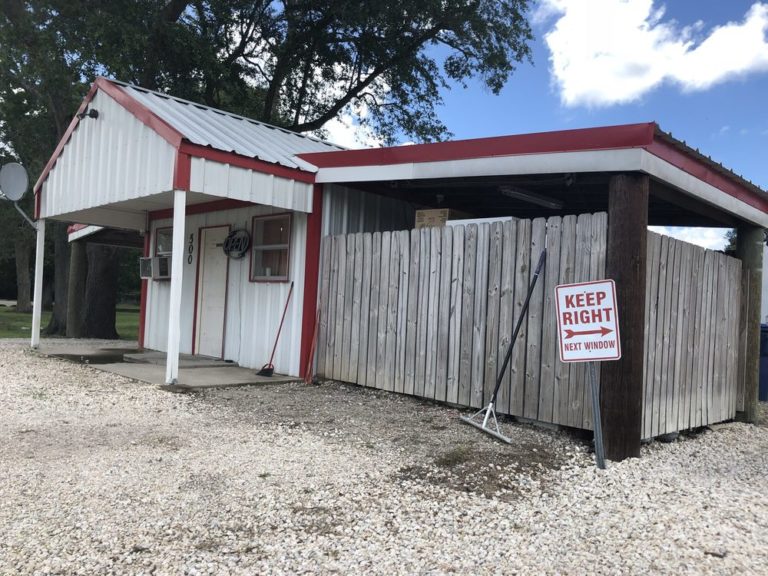 codys crawfish shop sulphur 1 768x576