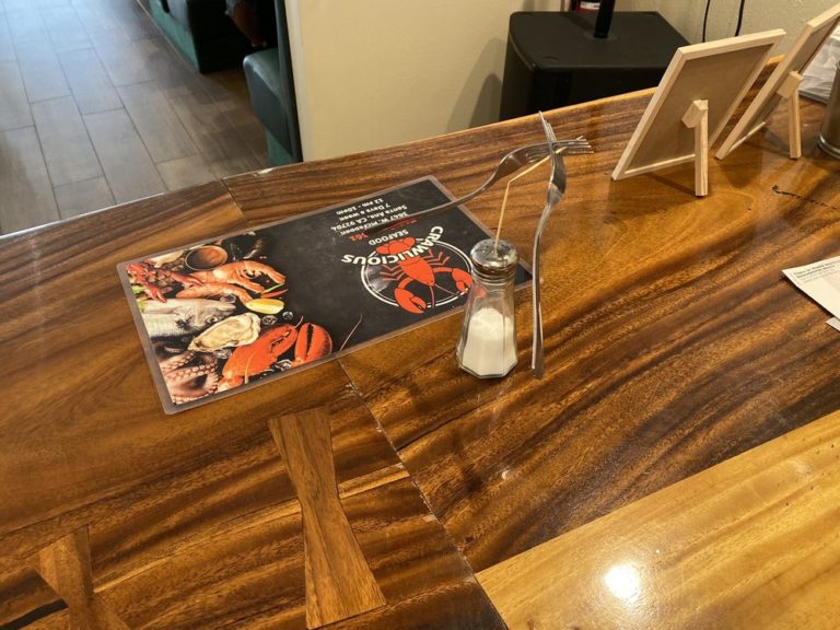 crawlicious seafood santa ana 4 1 768x576