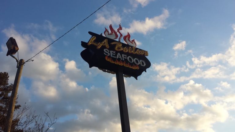 l a boilers and seafood market baton rouge 1 768x432