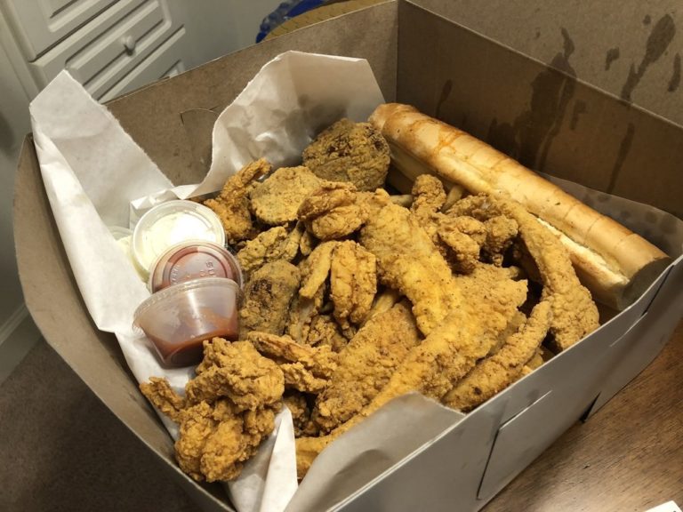 smittys seafood kenner 2 768x576