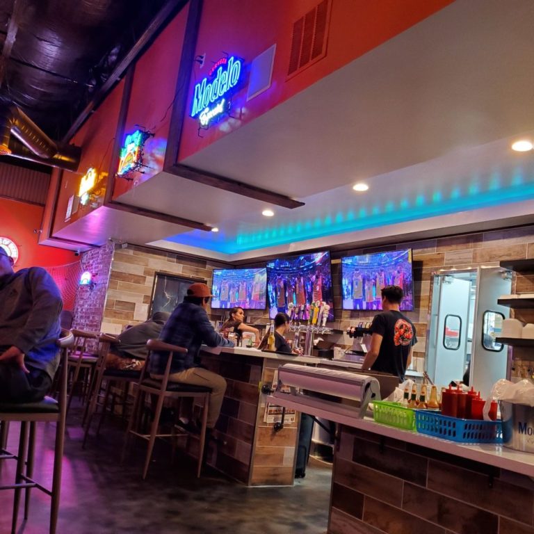 stinkin crawfish of norwalk norwalk 1 768x768