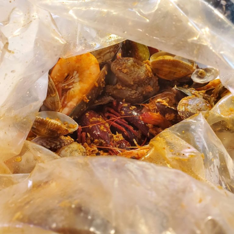 stinkin crawfish of norwalk norwalk 2 768x768