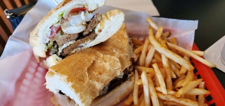 streetcar poboys and seafood new orleans 2 768x363