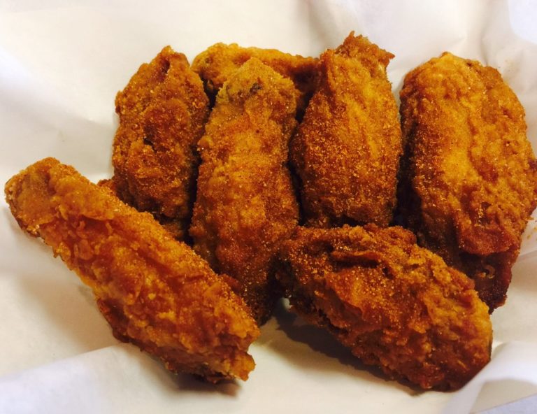 the bucket crabs and crawfish norwalk 2 768x592