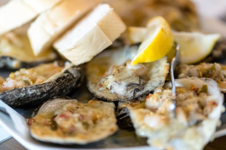 the bullfish bar kitchen baton rouge 2 2 768x511