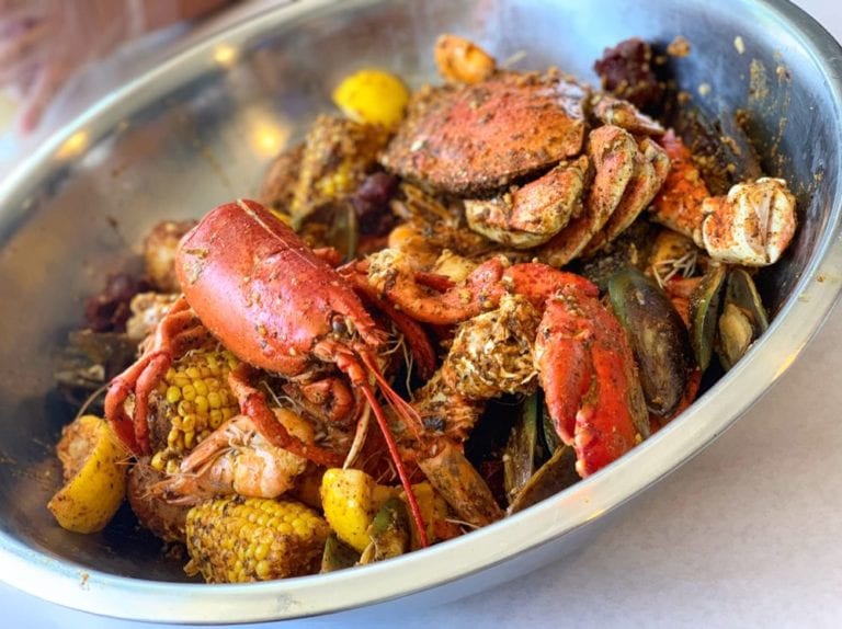 the crabby crab sherman oaks 768x574