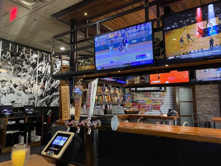 walk ons sports bistreaux baton rouge 3 1 768x576