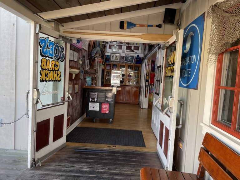 joes crab shack san diego 4 1 768x576