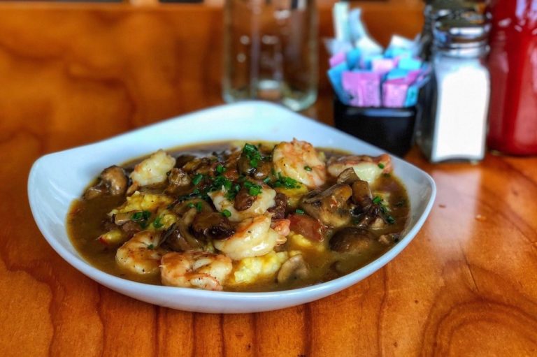 new south kitchen and bar charlotte 2 768x511