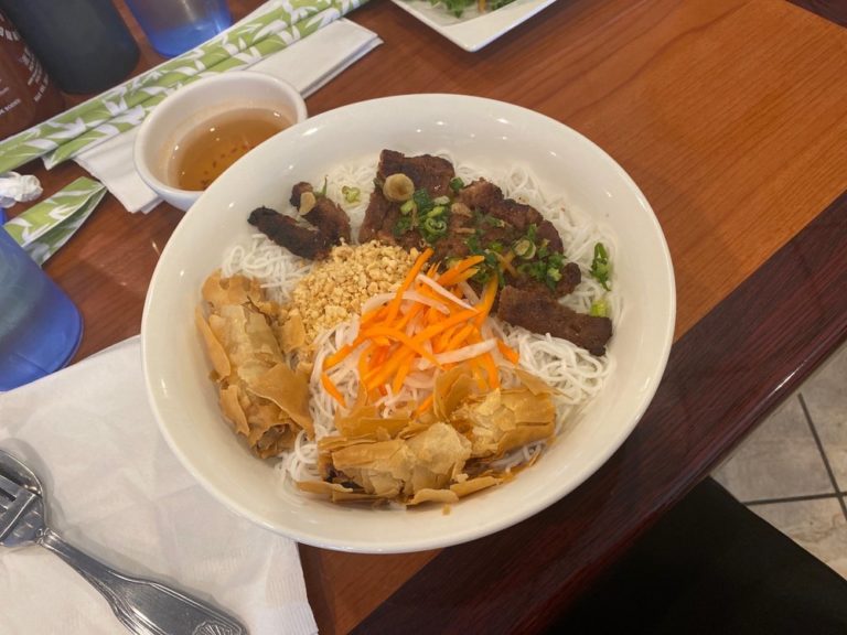 pho huong viet charlotte 2 768x576